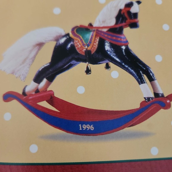 Get Hooked On Collecting Hardcover – January 1, 1996 - Picture 4 of 5